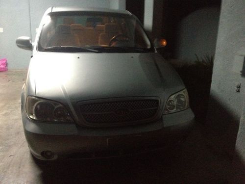 2004 kia sedona lx mini passenger van 5-door 3.5l