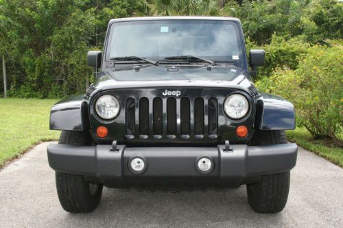 2008 jeep wrangler unlimited sahara sport utility 4-door 3.8l 4x4