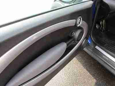 2008 BLUE/SILVER TWO TONE, 6 SPEED, HEATED LEATHER, DOUBLE SUNROOF, LOW RESERVE!, image 7