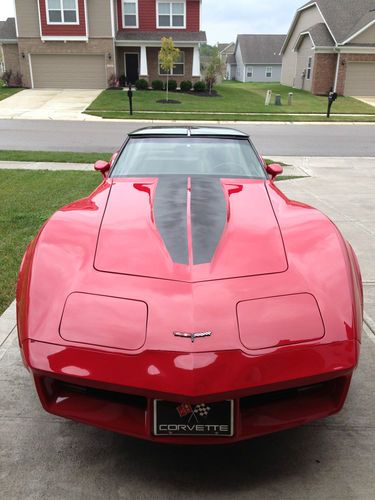 1981 red corvette