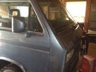 1986 volkswagen vanagon syncro standard passenger van 3-door 2.1l