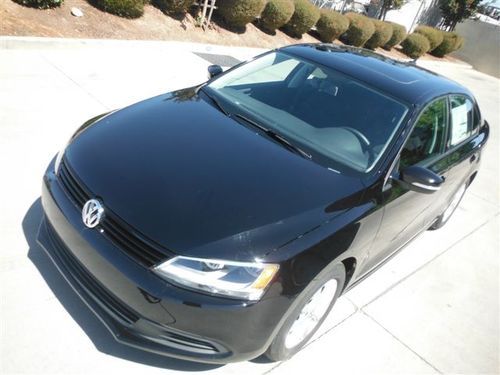 2012 vw jetta se w/convenience/sunroof **salvage title**