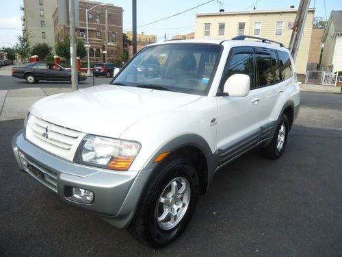 2002 mitsubishi montero ltd 4wd v6 3rd row carfax leather 64k miles beautiful