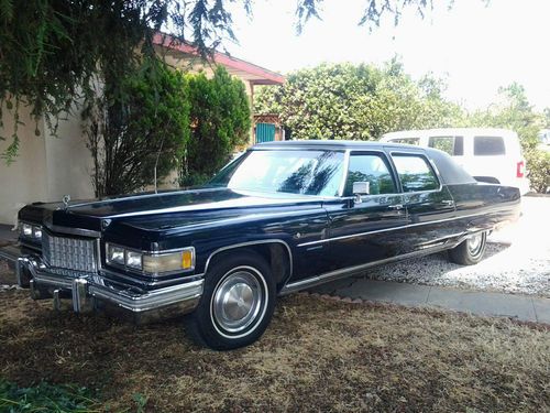 1976 cadillac fleetwood 75 limousine 4-door 8.2l