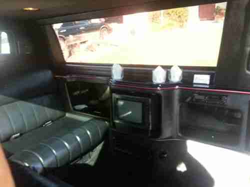 1990 Lincoln Town Car Executive Limousine 4-Door 5.0L, image 7
