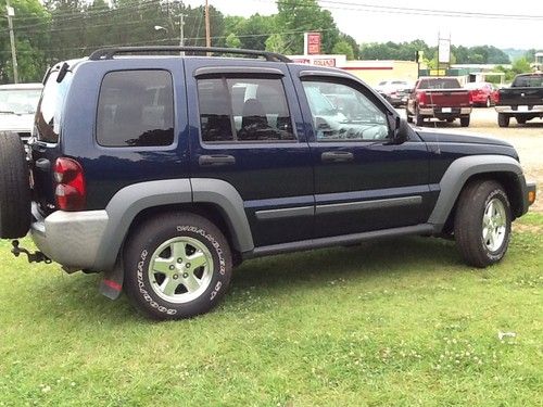 2006 Jeep Liberty Sport Sport Utility 4-Door 2.8L, US $9,250.00, image 3