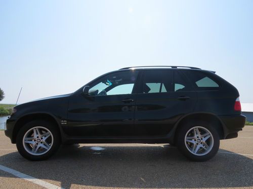 2005 bmw x5 4.4i loaded, super clean