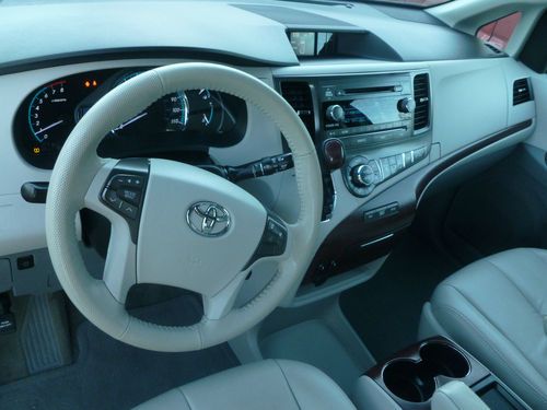 2011 Toyota Sienna Limited Mini Passenger Van 5-Door 3.5L, US $26,500.00, image 6