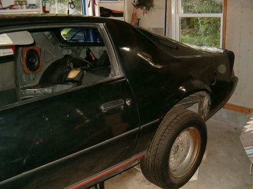 1987 Chevy Camaro Sport Coupe - An unfinished project! Lost interest in car!, image 2