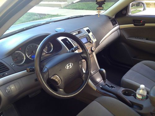 2010 hyundai sonata gls sedan 4-door 2.4l