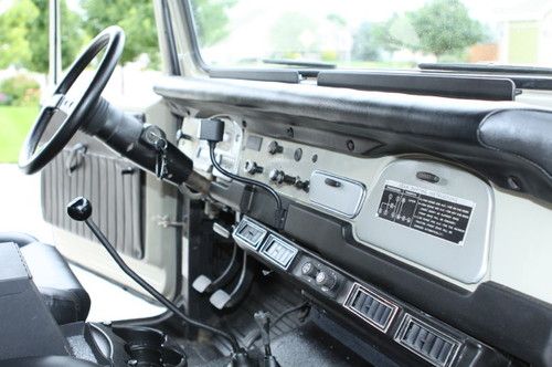 DESERT COMMANDO - 78 FJ40 MEGA CRUISER - LOADED 4.2L 4SPD NEW AC & HEAT 40 PHOTO, US $47,500.00, image 11