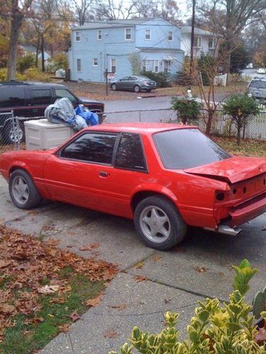 1991 ford mustang notchback