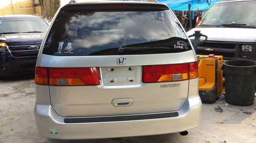 For sele 2003 honda ody