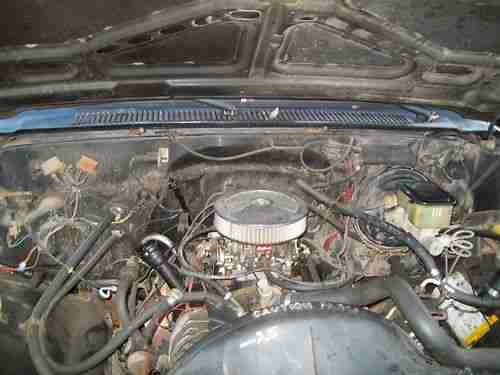 1986 4x4 Chevy Longbed Truck Automatic, image 4