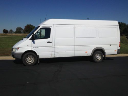 2006 dodge sprinter 2500 extended high roof mercedes diesel 157k miles