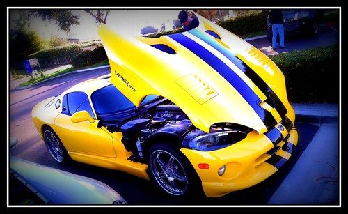 2001 dodge viper gts coupe 2-door 8.0l