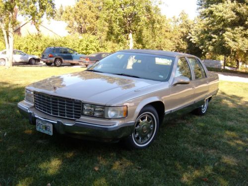 1995 cadillac fleetwood brougham