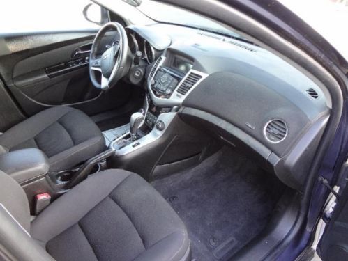 2013 Chevrolet Cruze LT Damaged Rebuilder RUNS! Only 8K Miles Export Welcome, US $5,900.00, image 5