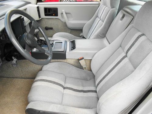 1984 PONTIAC FIERO SE 56,000 MILES ONE OWNER, US $3,500.00, image 3