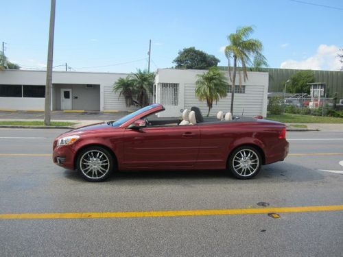 2011 volvo c70 hard top convertible low miles 1 owner florida car make offer