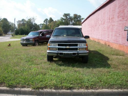 1994 6.5 turbo diesel suburban 2500 4wd 120k miles!!