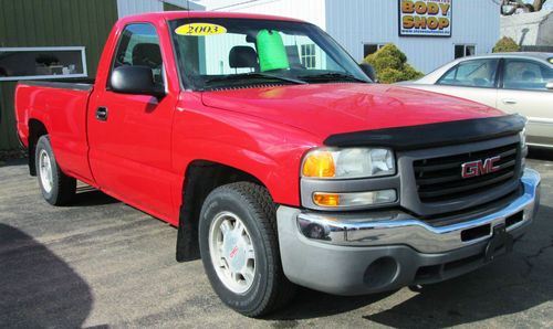 Gmc sierra c1500-sharp with low mileage!