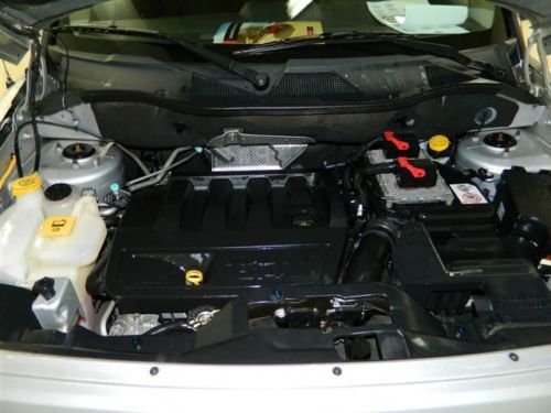 SUV 2.4L CD ABS brakes AM/FM radio Anti-whiplash front head restraints, image 17