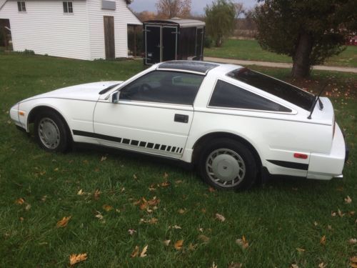 1988 nissan 300zx 6 cylinder looks good runs good t tops 5speed