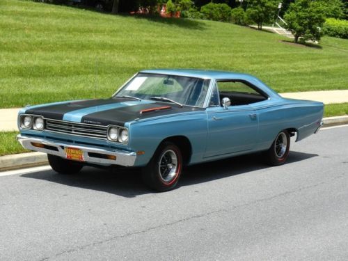 Beautifully restored very original road runner 4 spd. - video!