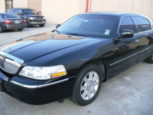 2007 lincoln town car executive l sedan 4-door 4.6l