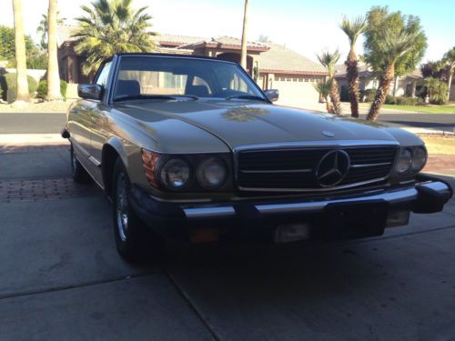 1983 mercedes-benz 380sl base convertible 2-door 3.8l