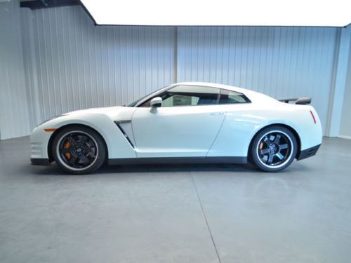 2014 Nissan GTR Track Edition Pearl White R35 twin turbo AWD 4x4, image 11