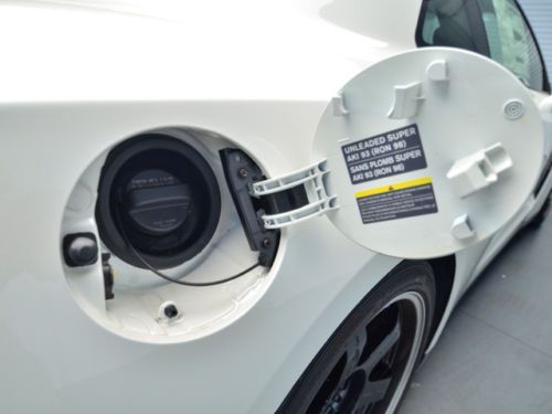 2014 Nissan GTR Track Edition Pearl White R35 twin turbo AWD 4x4, image 14