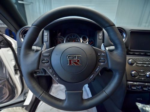 2014 Nissan GTR Track Edition Pearl White R35 twin turbo AWD 4x4, image 24