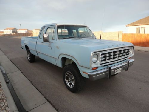 1974 w200 dodge power wagon club cab 4x4 mopar 360 auto 2 owner