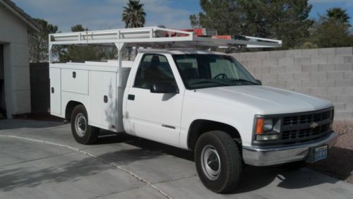 2000 chevrolet 3500 w/8&#039; utility bed