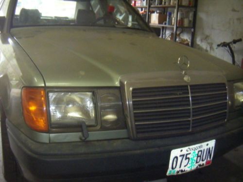 1987 mercedes 300d (6 cyl turbo-diesel) four door sedan for parts or repair