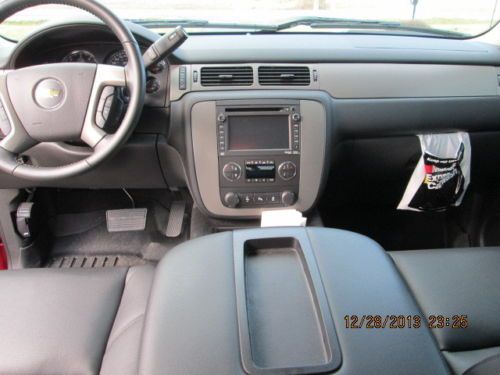 2013 Chevrolet Silverado 1500 LTZ Crew Cab Pickup Red 5.3L 5300 miles., image 3