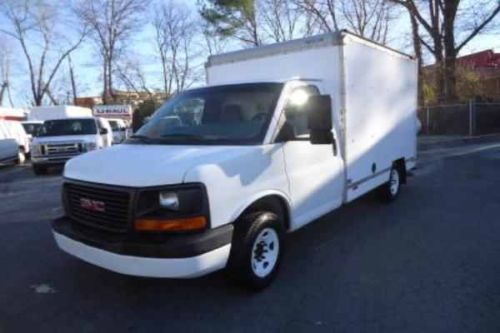 2005 gmc savana 10 foot - 3500 box truck