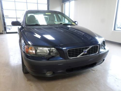2002 volvo s60, heated leather seats, cd and cassette player, automatic trans.