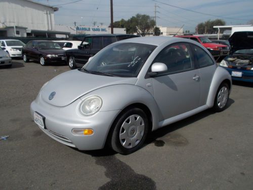 2000 volkswagen bettle, no reserve