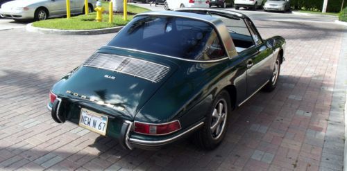 1967 PORSCHE 912 TARGA. DARK GREEN WITH BLACK INTERIOR. SUPERB CAR., image 4