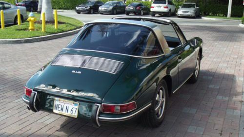 1967 PORSCHE 912 TARGA. DARK GREEN WITH BLACK INTERIOR. SUPERB CAR., image 18