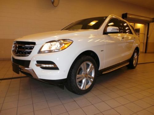 Ml350 bluetec diesel suv, leather, awd, trailer hitch, nav, back-up cam, loaded!