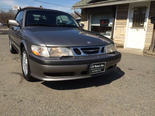 2003 saab 9-3 se convertible no reserve!