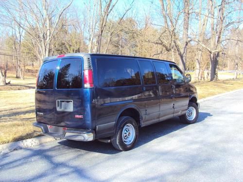 Gmc savanna 2500 chevrolet extended passenger van needs motor repair no reserve