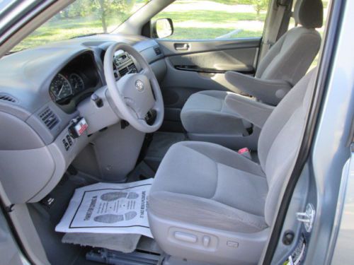 2005 TOYOTA SIENNA LE HANDICAP OCEAN MOBILITY CONVERSION LOW MILES RAMPVAN, US $23,900.00, image 35