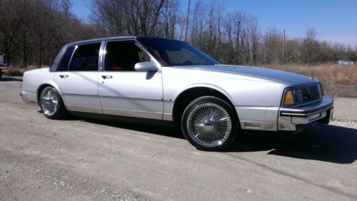 1986 oldsmobile 98 lowrider custom air ride