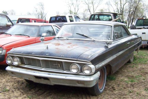 1964 ford galaxie 500 2 door fastback 352 4v auto 9 inch  black w/black interior