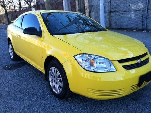 Chevy 09 cobalt ls - 5 speed, cd player spoiler, 89k no reserve!